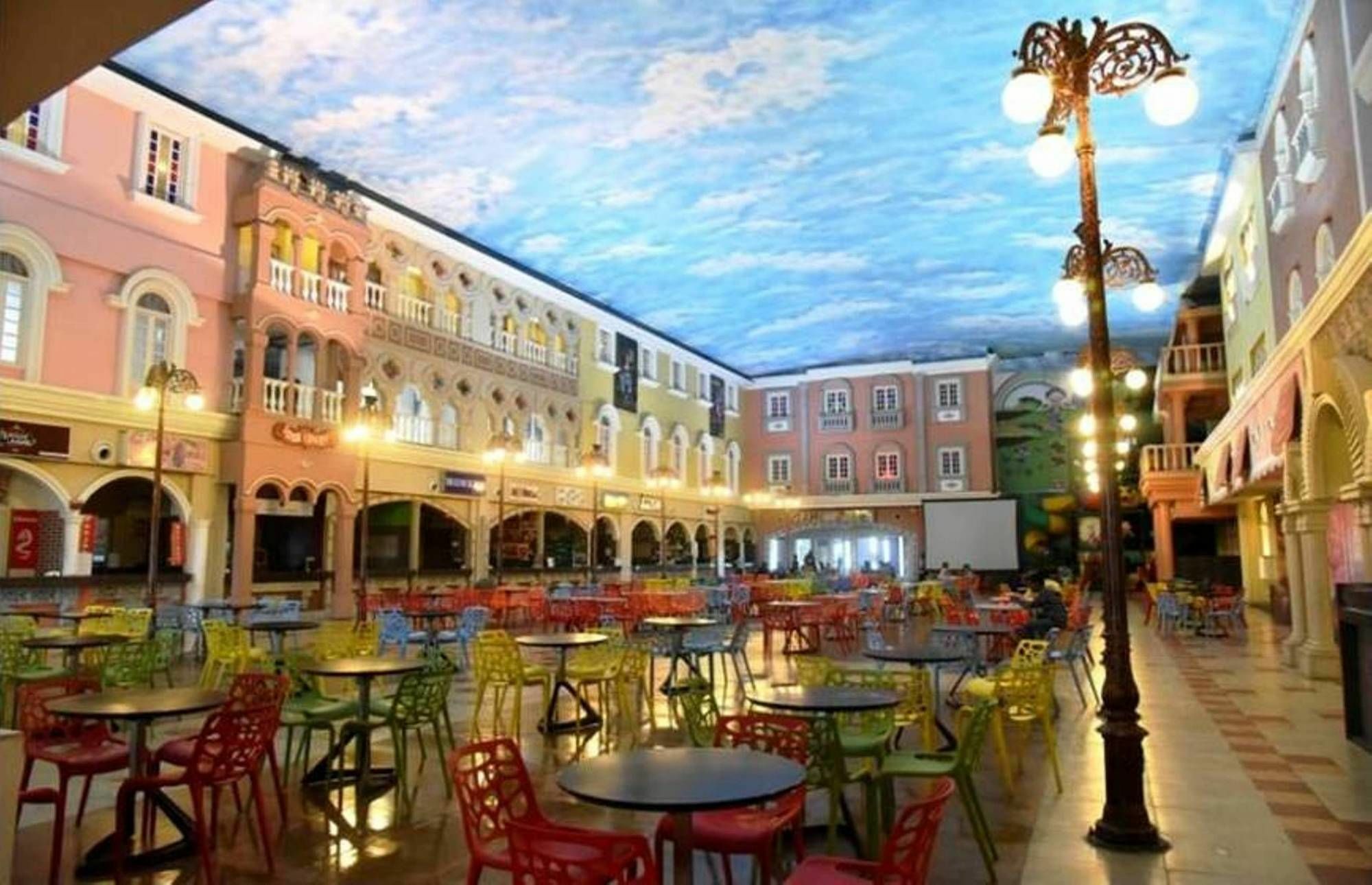 Regenta Inn Vadodara, 500M From Railway Station Luaran gambar